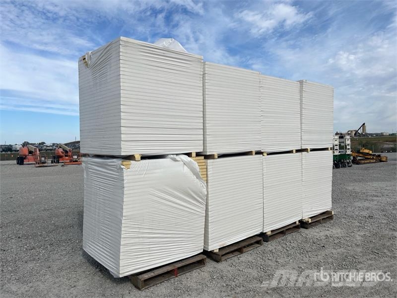 Quantity of (8) Pallets of Polyiso Insulation Seilwinden, Bauaufzüge und Lastenaufzüge