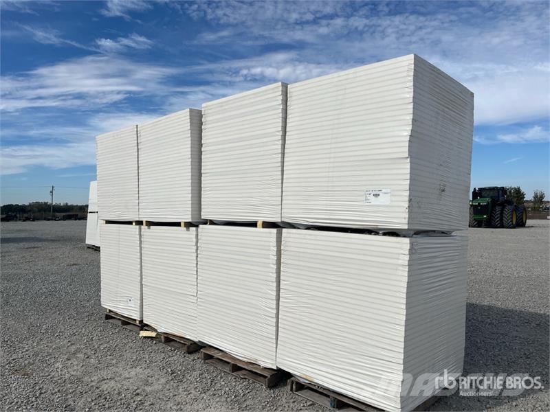 Quantity of (8) Pallets of Polyiso Insulation Seilwinden, Bauaufzüge und Lastenaufzüge