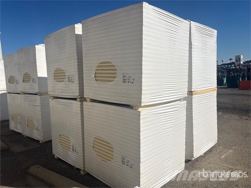  Quantity of (8) Pallets of Polyiso Insulation Vitle, dvigala in gradbeni dvižni sistemi