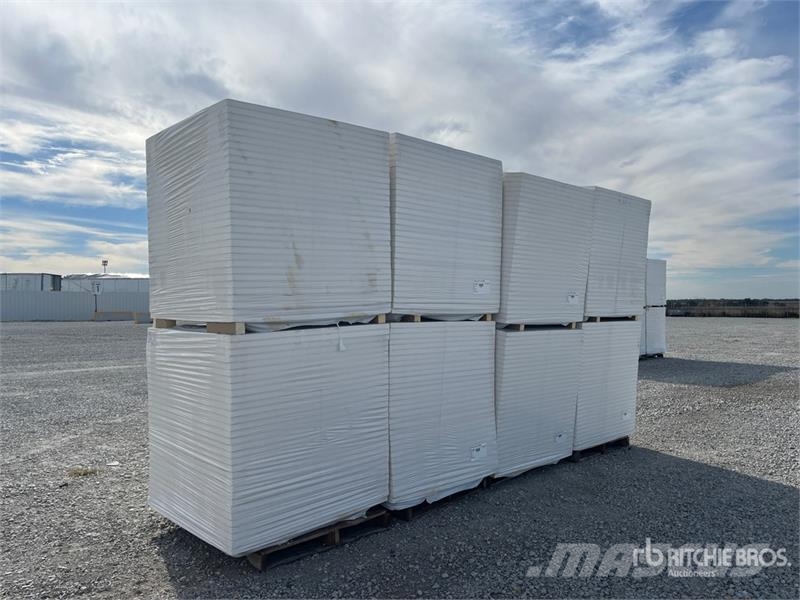 Quantity of (8) Pallets of Polyiso Insulation Seilwinden, Bauaufzüge und Lastenaufzüge