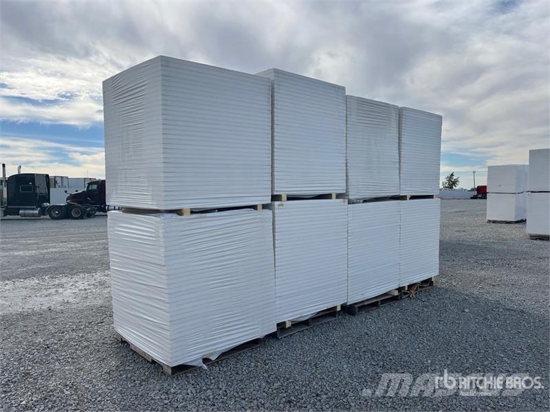 Quantity of (8) Pallets of Polyiso Insulation Seilwinden, Bauaufzüge und Lastenaufzüge