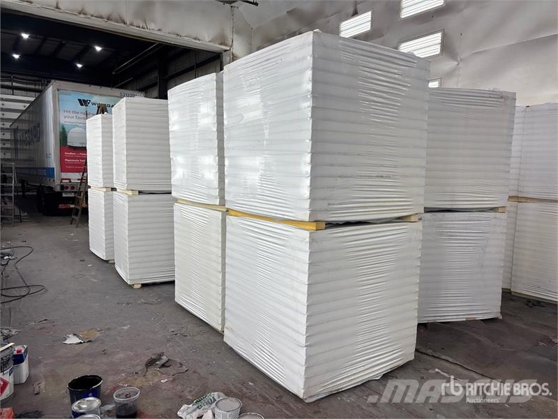 Quantity of (8) Pallets of Polyiso Insulation Подемници, лебедки и елеватори за материали