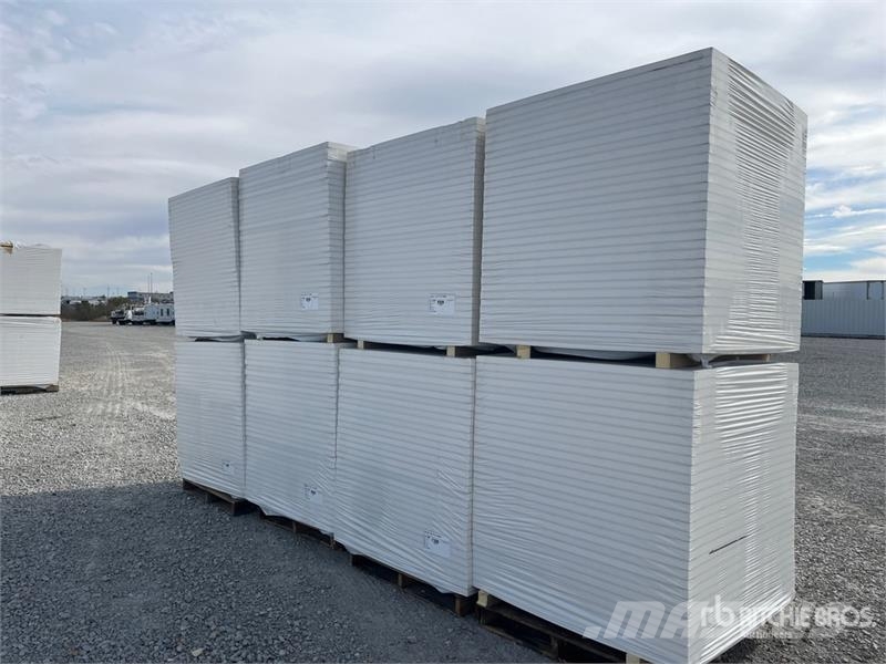 Quantity of (8) Pallets of Polyiso Insulation Seilwinden, Bauaufzüge und Lastenaufzüge