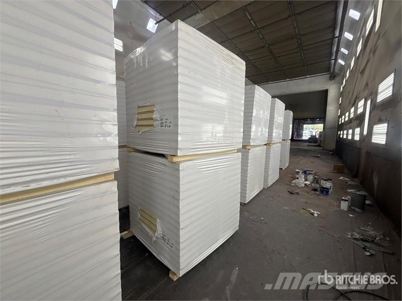 Quantity of (8) Pallets of Polyiso Insulation Подемници, лебедки и елеватори за материали