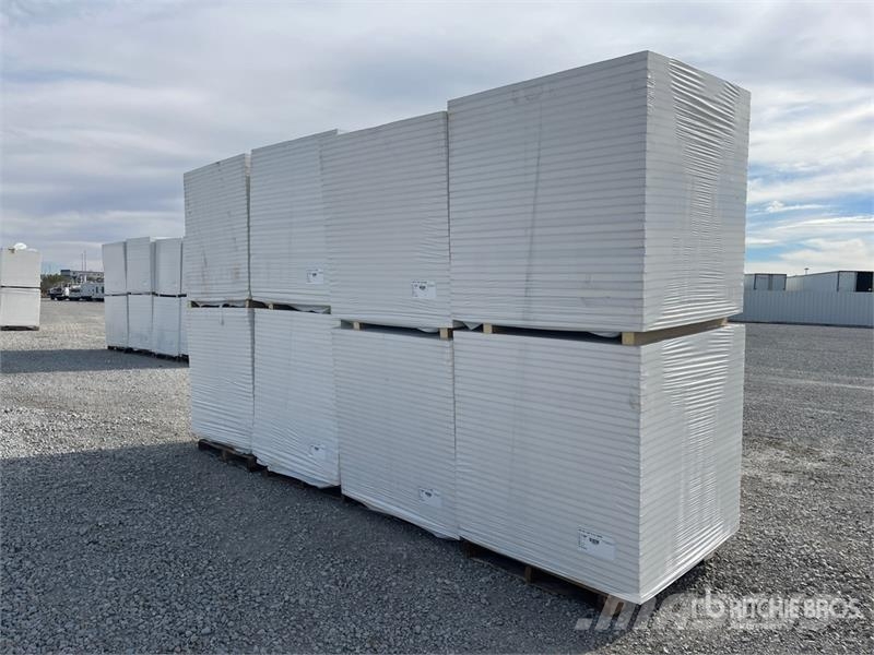 Quantity of (8) Pallets of Polyiso Insulation Seilwinden, Bauaufzüge und Lastenaufzüge