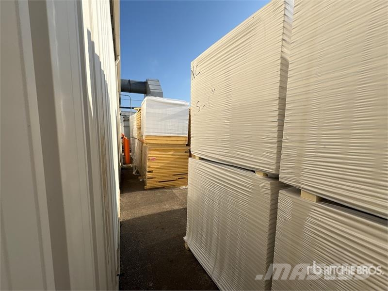 Quantity of (8) Polyiso Insulation Seilwinden, Bauaufzüge und Lastenaufzüge