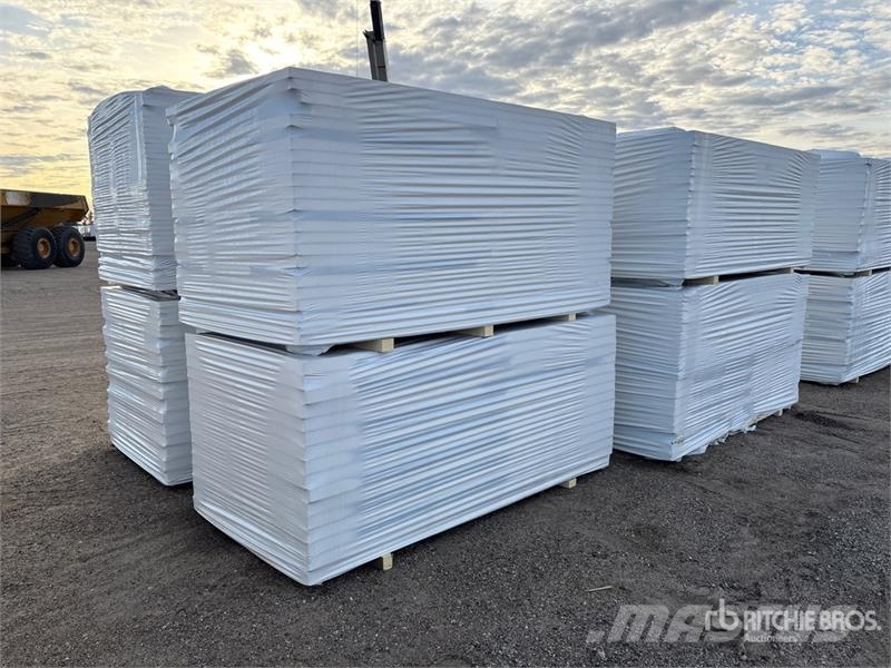  Quantity of (8) Polyiso Insulation المصاعد والرافعات المادية