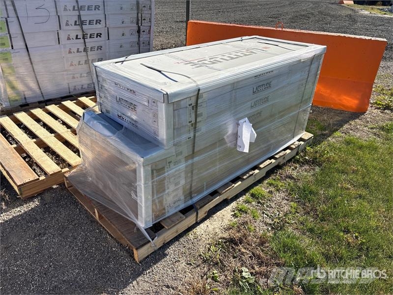 Quantity of (8) Soft Folding Tonneau Cover (Unused Transportes - Outros