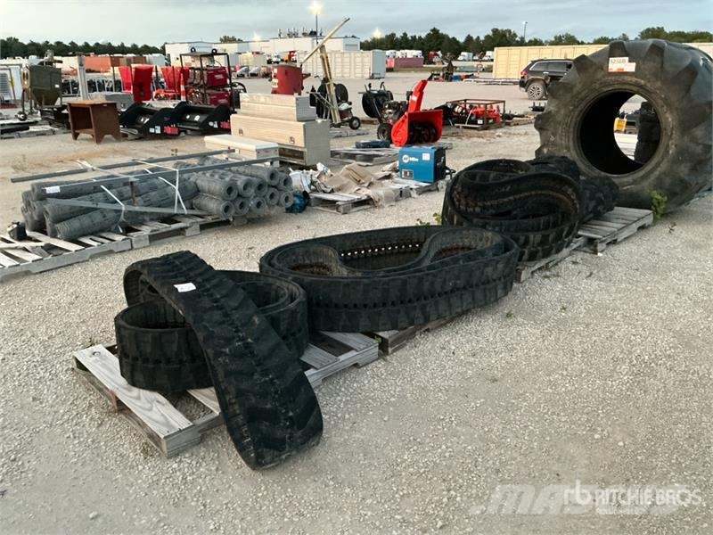 Quantity of (8) Tracks - Fits Compact Track Loader Other components