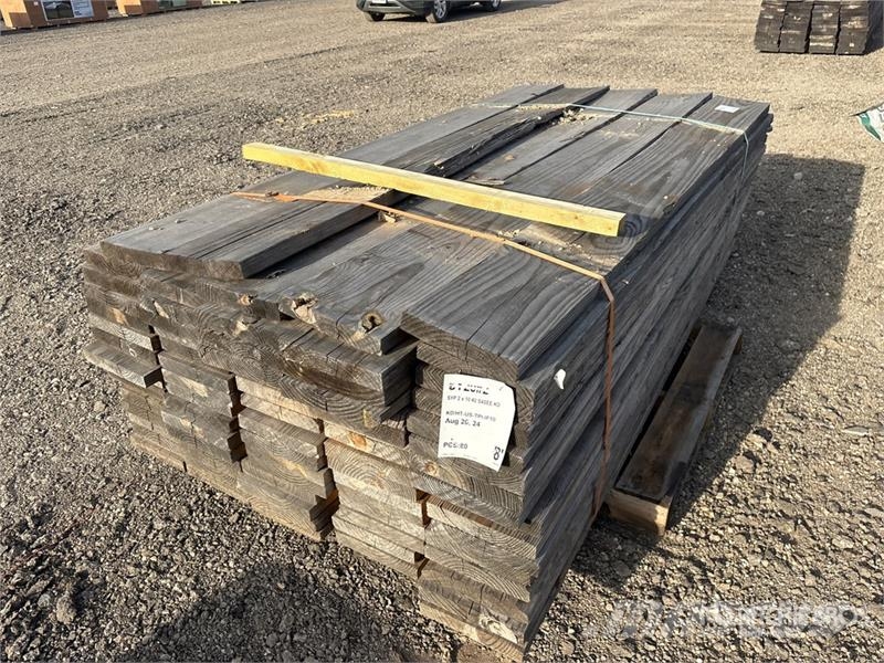  Quantity of (80) 2 in X 10 in X 8 ft SYP Lumber Outros componentes