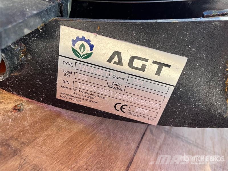Quantity of (9) AGT 12EX-ATA Mini Excavator Attac Outros componentes