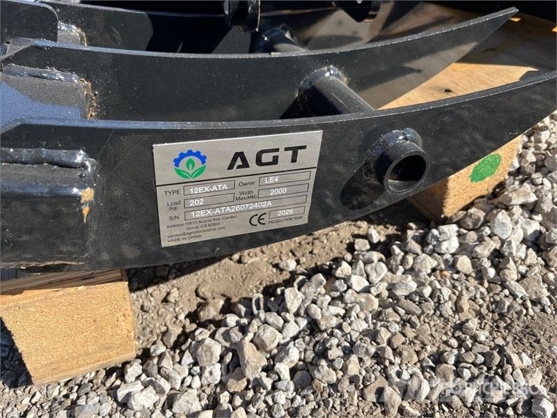  Quantity of (9)  AGT 12EX-ATA Mini Excavator Attac 其他组件