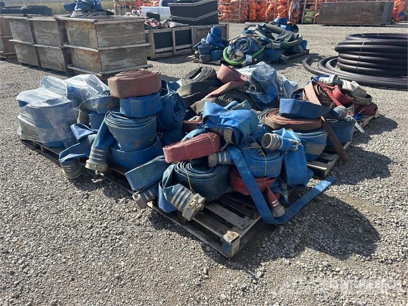  Quantity of (9) Pallets of Hose その他部品