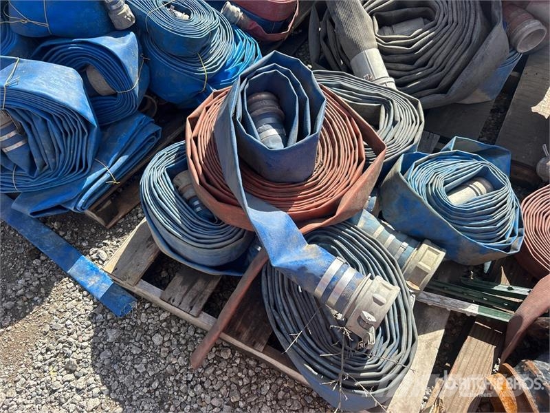  Quantity of (9) Pallets of Hose その他部品