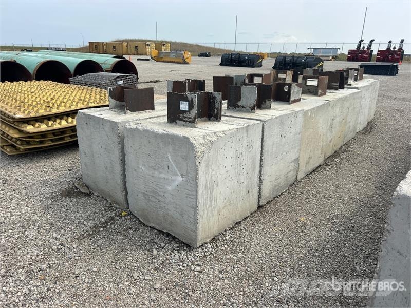 Quantity of Concrete Barrier Other components