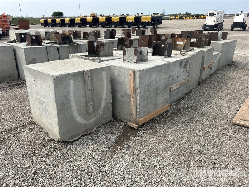Quantity of Concrete Barrier Other components