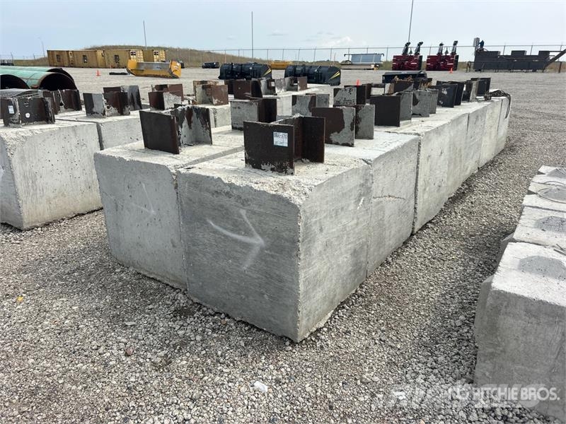 Quantity of Concrete Barrier Other components