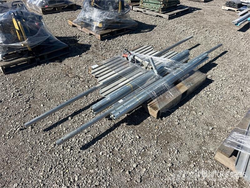  Quantity of Concrete Floats معدات البناء - غير ذلك