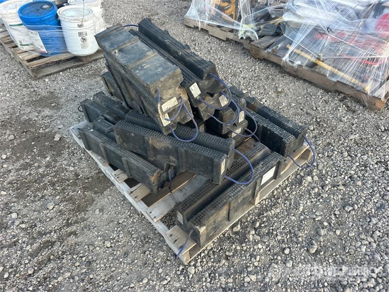  Quantity of Cribbing Block Drugi deli