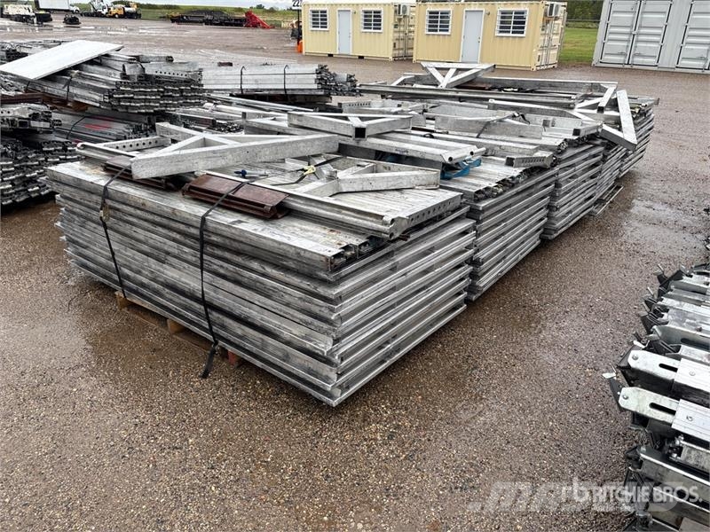  Quantity of Decking Drugi deli