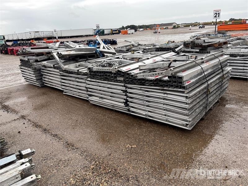  Quantity of Decking Drugi deli