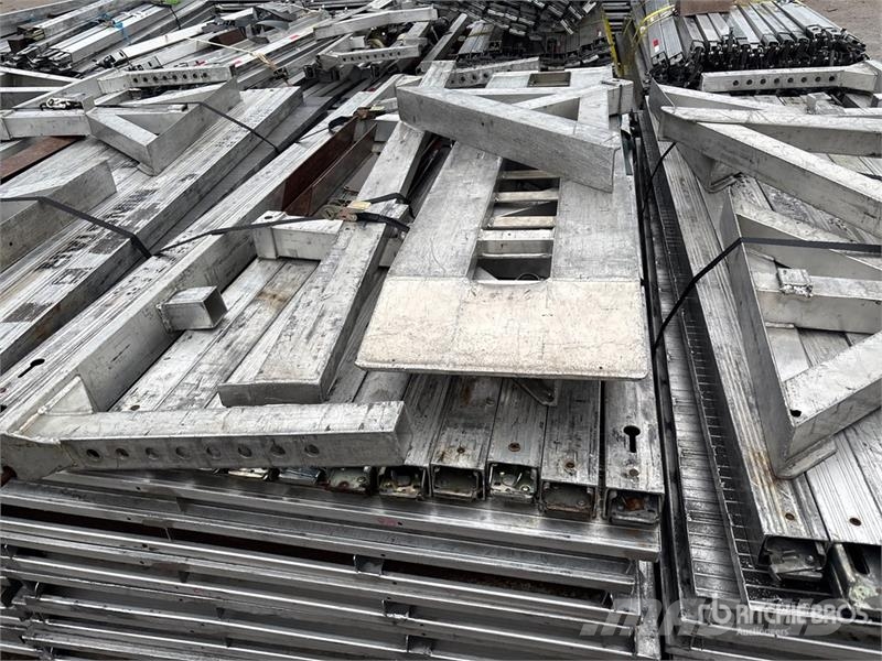  Quantity of Decking Drugi deli