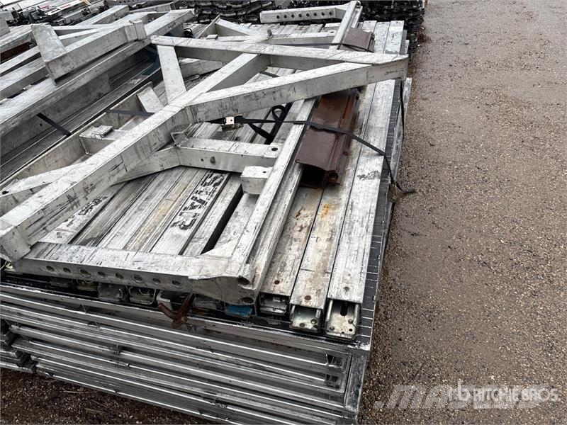  Quantity of Decking Drugi deli