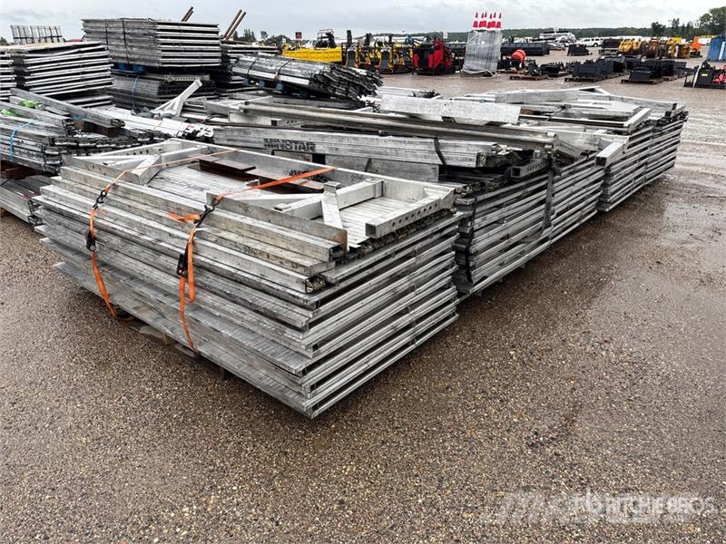  Quantity of Decking Drugi deli