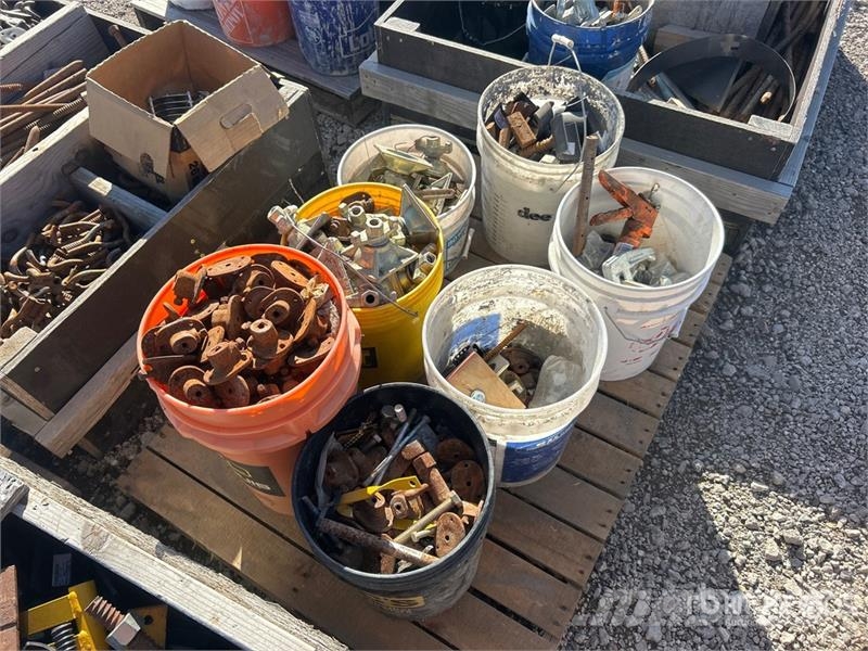  Quantity of Fastener Hardware مكونات أخرى