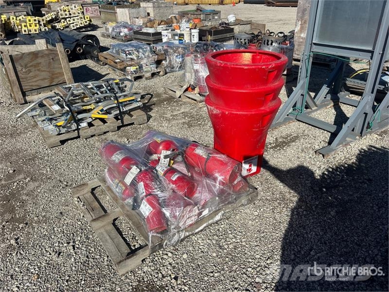  Quantity of Fire Extinguisher مكونات أخرى