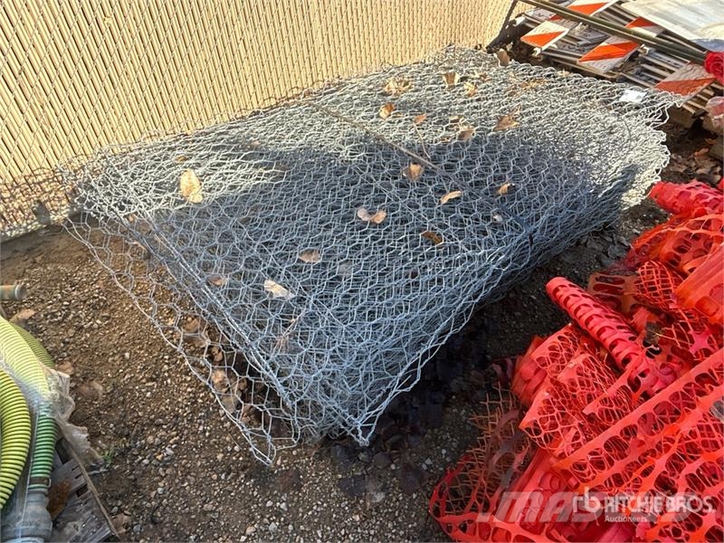  Quantity of Galvanized Steel Wire Mesh معدات البناء - غير ذلك