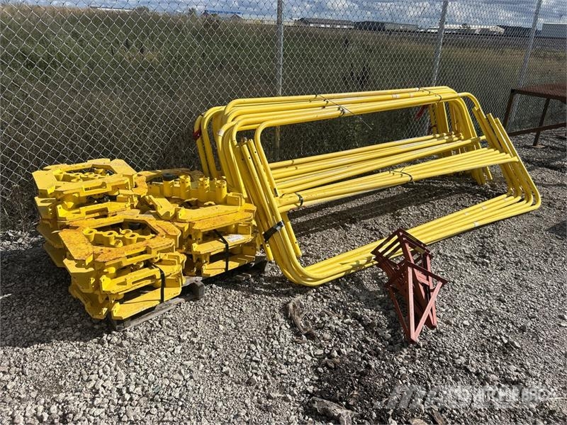  Quantity of Garlock 10 ft Sections Safety Railing Būvniecība- Citi