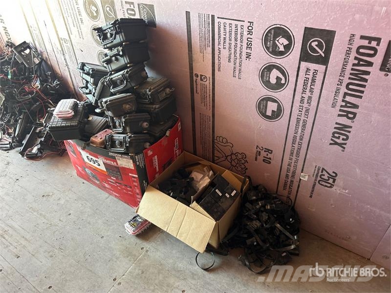  Quantity of GPS Cases 器械、測量、自動化装置