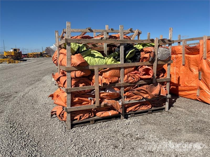  Quantity of Insulated concrete blankets Otros