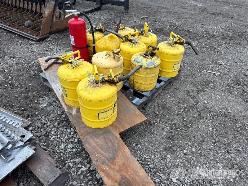  Quantity of Justrite Flammable Liquid Safety Cans, Ostale komponente za građevinarstvo