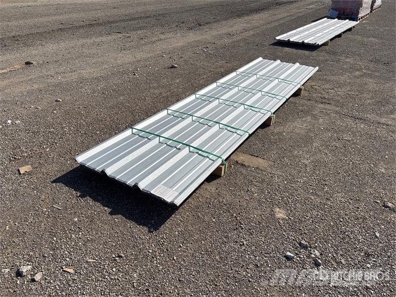  Quantity of  Kit Containers Steel R Panel 吊車起重機、絞車吊貨機和物料升降機
