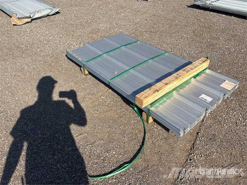  Quantity of  Kit Containers Steel R Panel 吊車起重機、絞車吊貨機和物料升降機