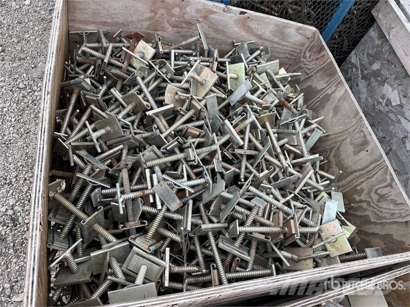  Quantity of  of Metal Parts مكونات أخرى