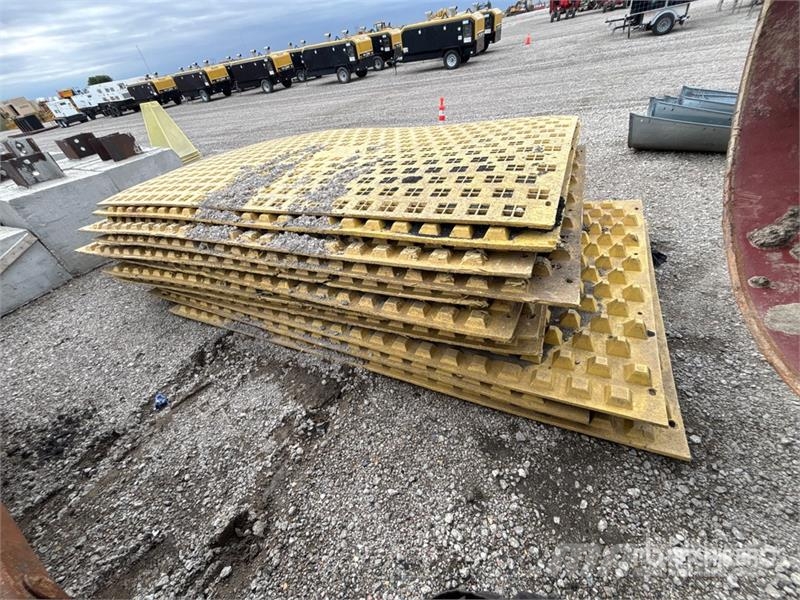  Quantity of Poly Interlacing Rig Mats Комплектующие и запасные части для бурильных установок