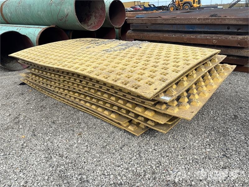  Quantity of Poly Interlacing Rig Mats Комплектующие и запасные части для бурильных установок