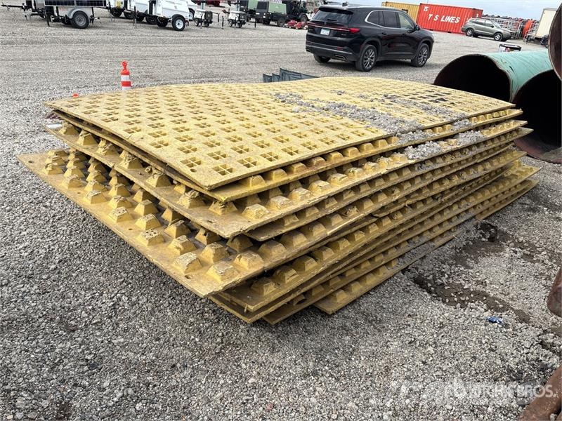  Quantity of Poly Interlacing Rig Mats Комплектующие и запасные части для бурильных установок