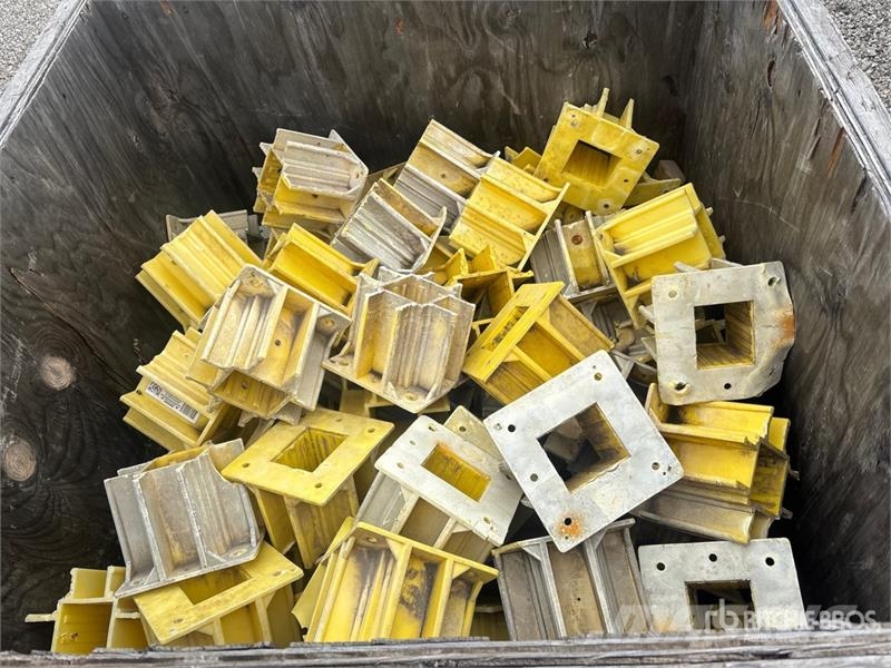  Quantity of Poly Interlacing Rig Mats Комплектующие и запасные части для бурильных установок