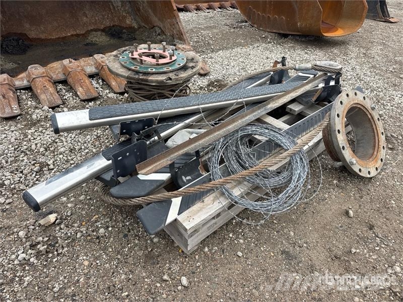 Quantity of Running Boards & Steel Cable Outros componentes