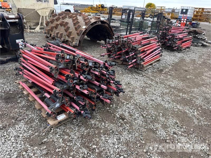  Quantity of Sign Stands Būvniecība- Citi
