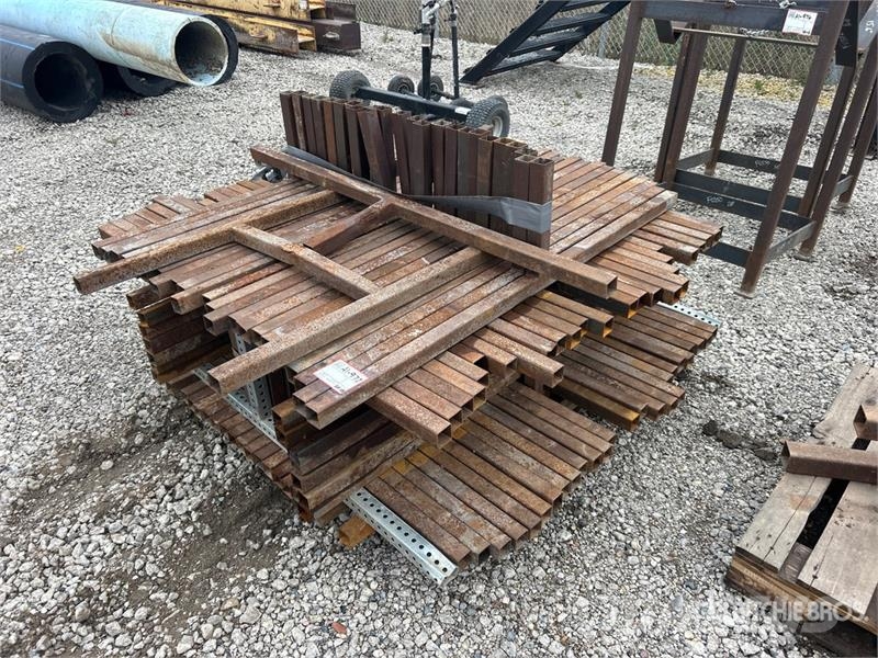 Quantity of Square Hollow Structural Steel Tubes Vitle, dvigala in gradbeni dvižni sistemi