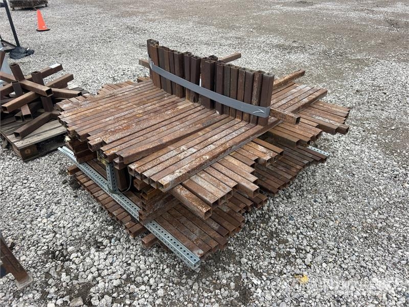 Quantity of Square Hollow Structural Steel Tubes Vitle, dvigala in gradbeni dvižni sistemi
