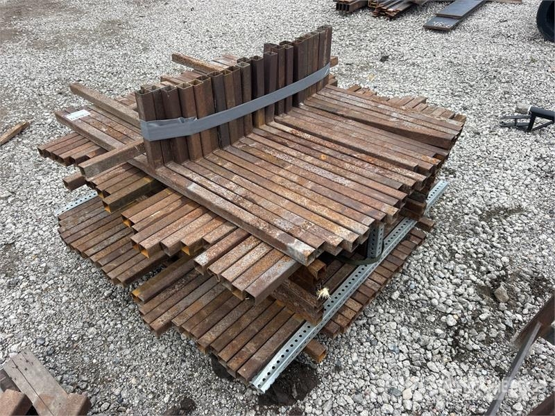 Quantity of Square Hollow Structural Steel Tubes Vitle, dvigala in gradbeni dvižni sistemi