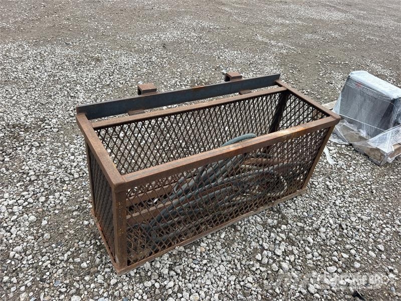 Quantity of Steel Basket Hejsespil, hejseværk og materialelifte