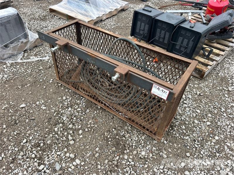 Quantity of Steel Basket Hejsespil, hejseværk og materialelifte