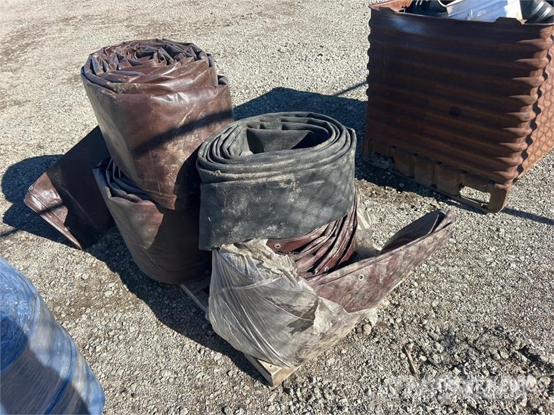 Quantity of Tarps and Hose Gradbeništvo - drugo
